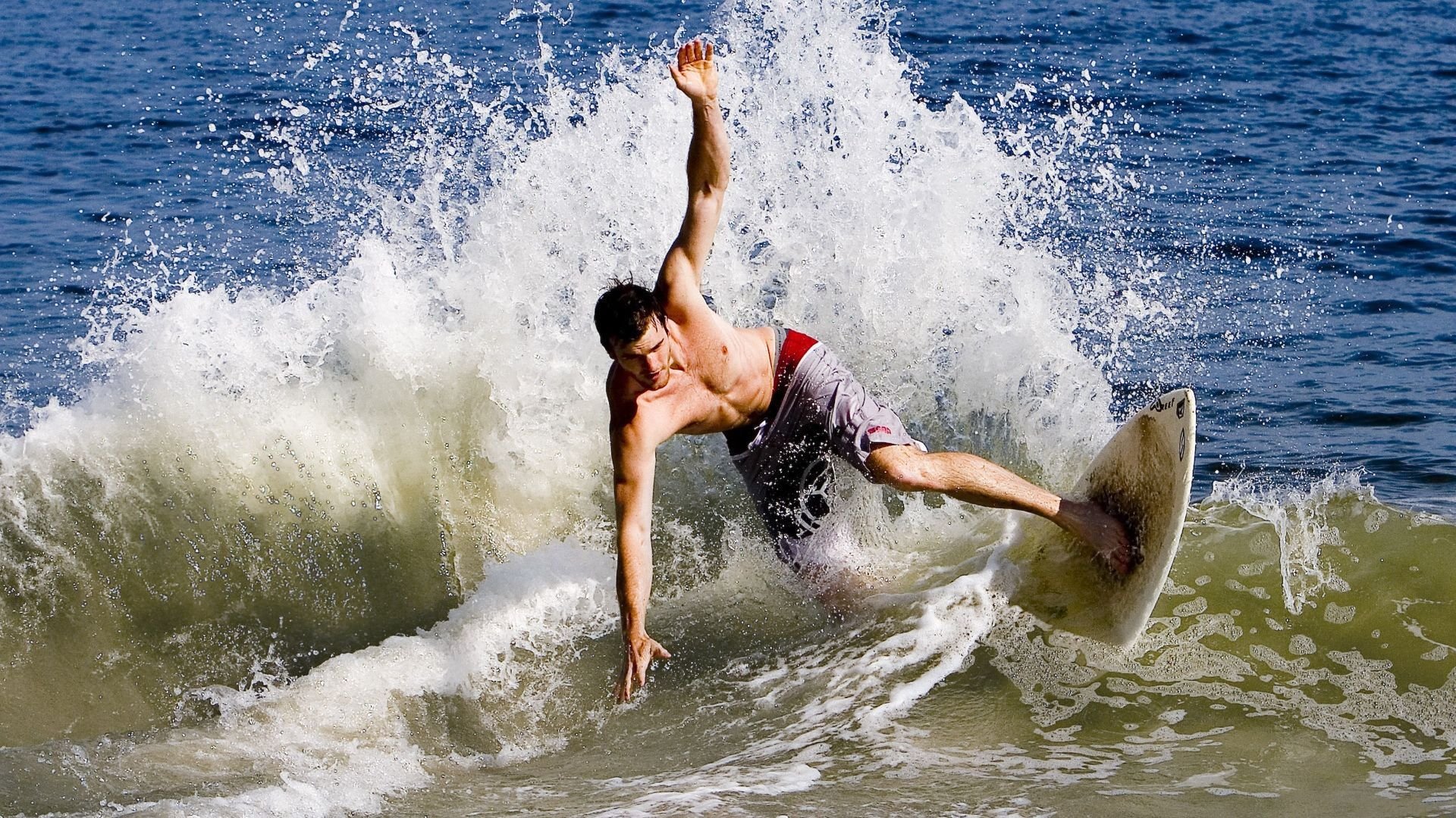 开云体育平台APP-格列兹曼一剑封喉，威尔士战术铁幕窒息多特蒙德